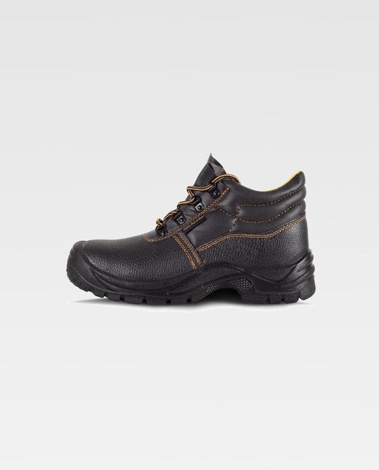 NOVEDAD - Bota de piel hodrofugada P1301 - S1P SCR antideslizantes.